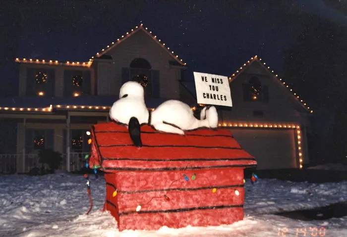 Snoopy. Sculptor: Rex Henck