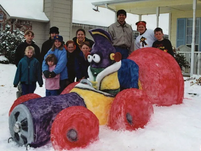 Larry Boy From Veggie Tales. Sculptor: Rex Henck (and Neighbor Kids!)