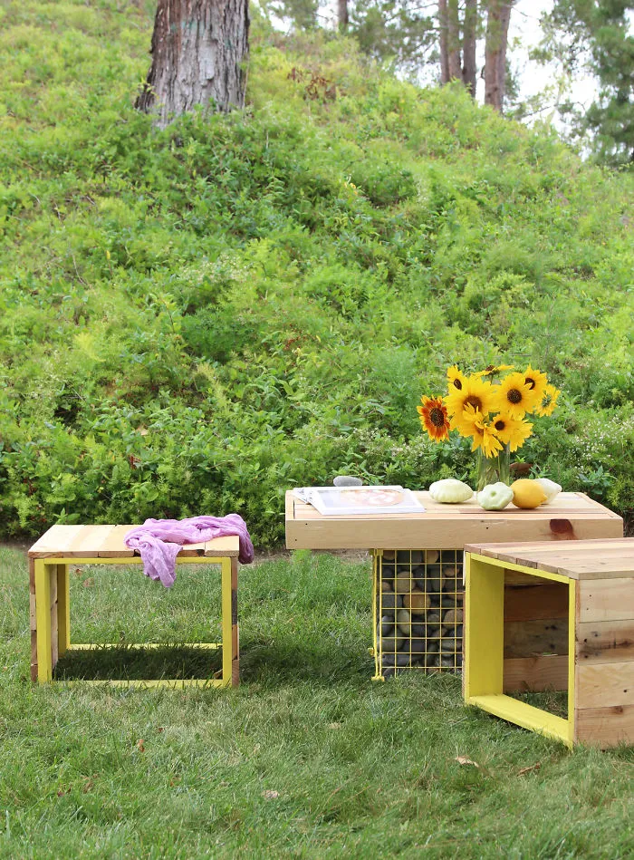 Pallet Table And Bench