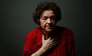 Powerful Portraits Of Auschwitz Survivors Mark 70th Anniversary Of Their Liberation