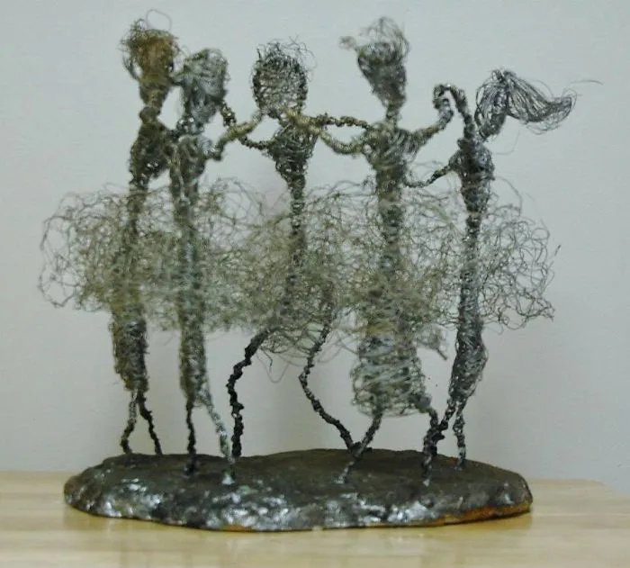 Dancing Ladies