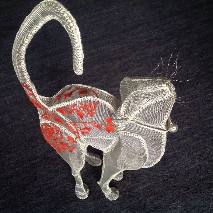 Ze Chinese Cat
