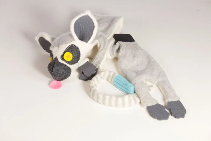 Mr.deadfish Upcycled Cashmere Lemur Scarf