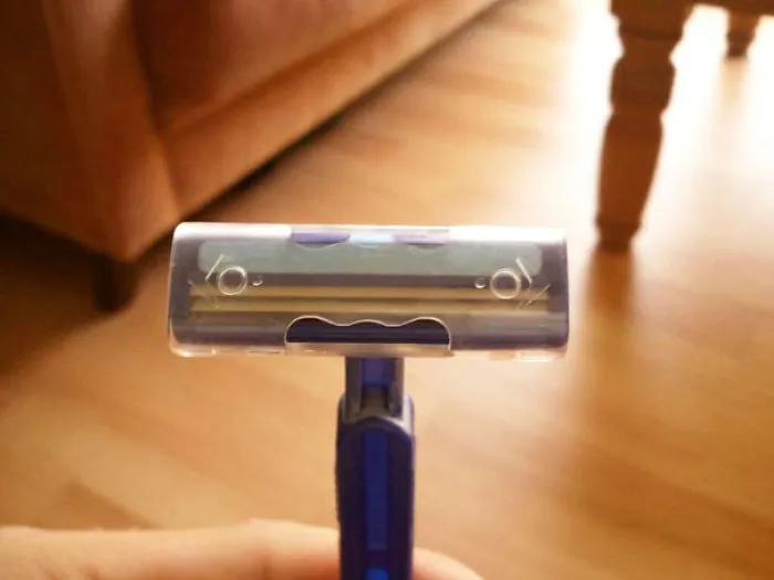 Scared Razor!