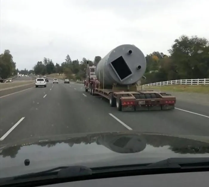 Help They Are Kidnapping Me!