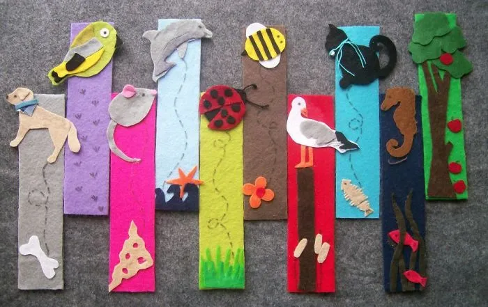 #64 Felt Bookmarks