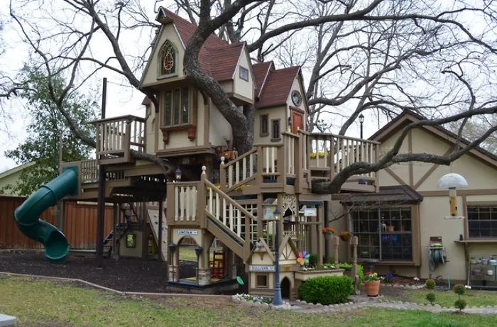 Tree House