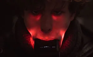 This Is What You Get When You Fire A Camera Flash Inside Someone’s Mouth
