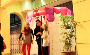 See How Clever Design, An Inflatable And A Motley Crew Of Hairstylists Can Help The Homeless!