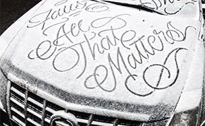 Mysterious Street Artist Leaves Beautiful Typographic Messages On Snow-Covered Cars in NYC