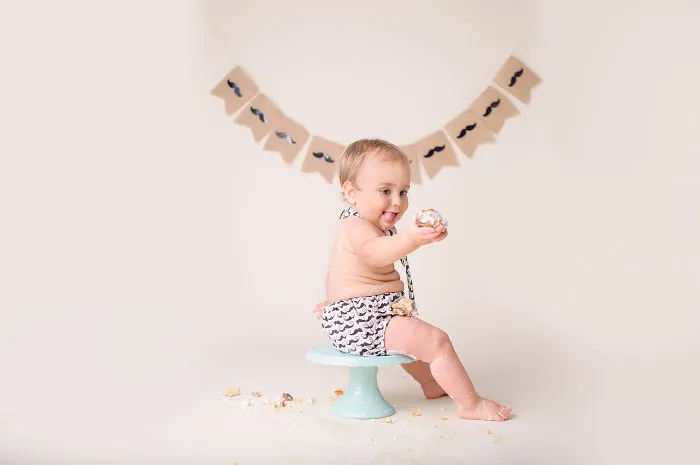 Cute Birthday Cake Smash