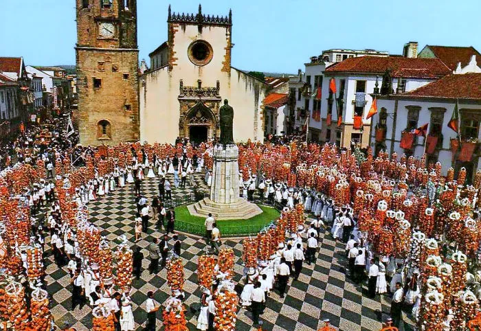 Festa Dos Tabuleiros (tomar, Portugal)