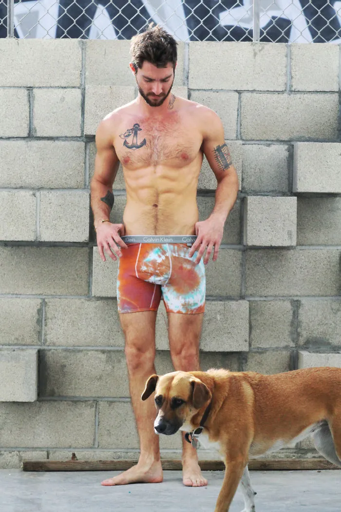 'Hot Dudes With Dogs' Instagram Brings Two Of Your Favorite Things In One Place
