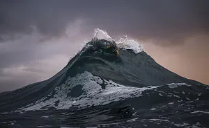 Mountains Of The Sea: Photographer 'Freezes' Waves To Make Them Look Like Mountains
