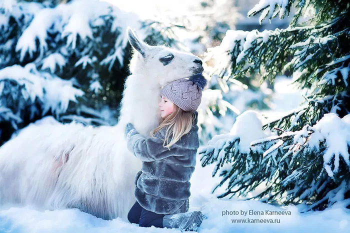 Children And Animals Cuddle In Cute Photoshoots By Russian Photographer Elena Karneeva
