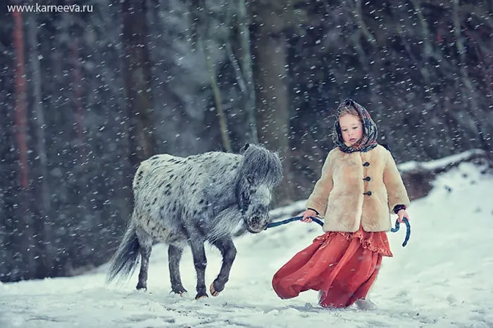 Children And Animals Cuddle In Cute Photoshoots By Russian Photographer Elena Karneeva