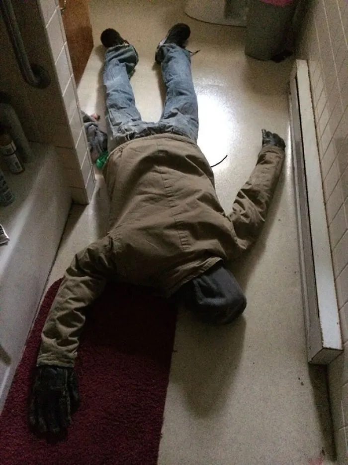 Leave This In Your Roommate's Bathroom On April Fools' Day With The Door Shut