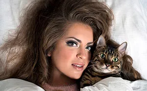 My Photos Of Me Slowly Becoming A Crazy Cat Lady