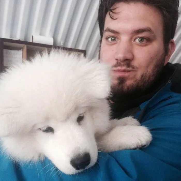 'Hot Dudes With Dogs' Instagram Brings Two Of Your Favorite Things In One Place