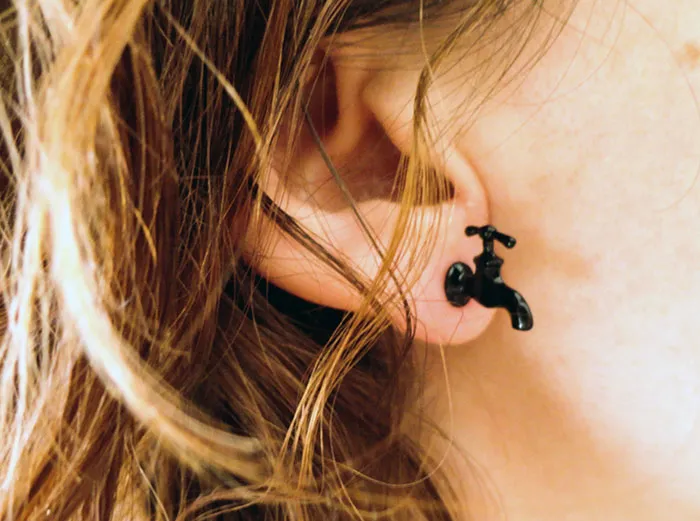 Tap Studs
