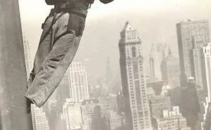 117 Crazy Photographers Who Will Do ANYTHING For The Perfect Shot