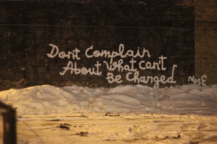 Snow Graffitis In Chicago By Spanish Artist Nose