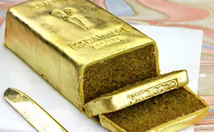 24 Carrot Cake: The Most Expensive-Looking Cake Ever Made With 24 Baby Carrots