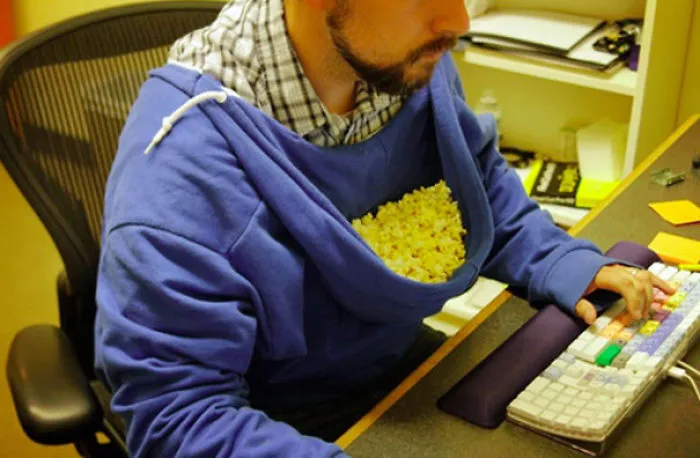 Lazy Popcorn Eater