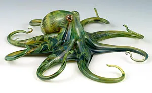 Hand-Blown Glass Creatures Come Alive In Elegant Sculptures By Scott Bisson