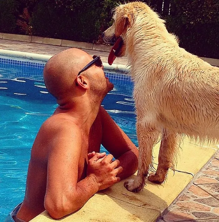 'Hot Dudes With Dogs' Instagram Brings Two Of Your Favorite Things In One Place