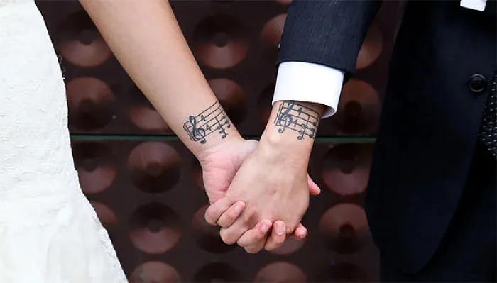 87 Matching Couple Tattoos For Lovers That Will Grow Old Together