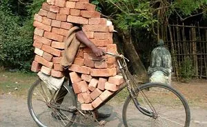 37 Of The Most Overloaded Vehicles Ever