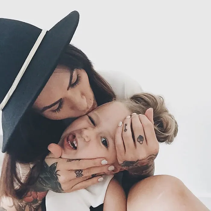 124 Babies And Their Tattooed Parents That Look Absolutely Beautiful Together