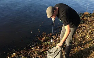 Dutch Guy Was Annoyed By The Trash On His Way To Work So He Did This: