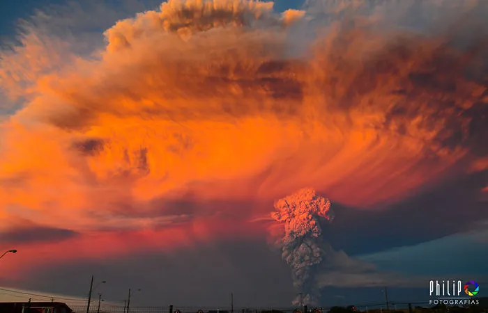 34 Breathtaking Pics Of Volcano Eruption In Chile That Forced 4,000 To Evacuate