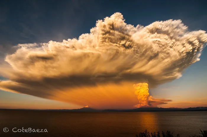 34 Breathtaking Pics Of Volcano Eruption In Chile That Forced 4,000 To Evacuate