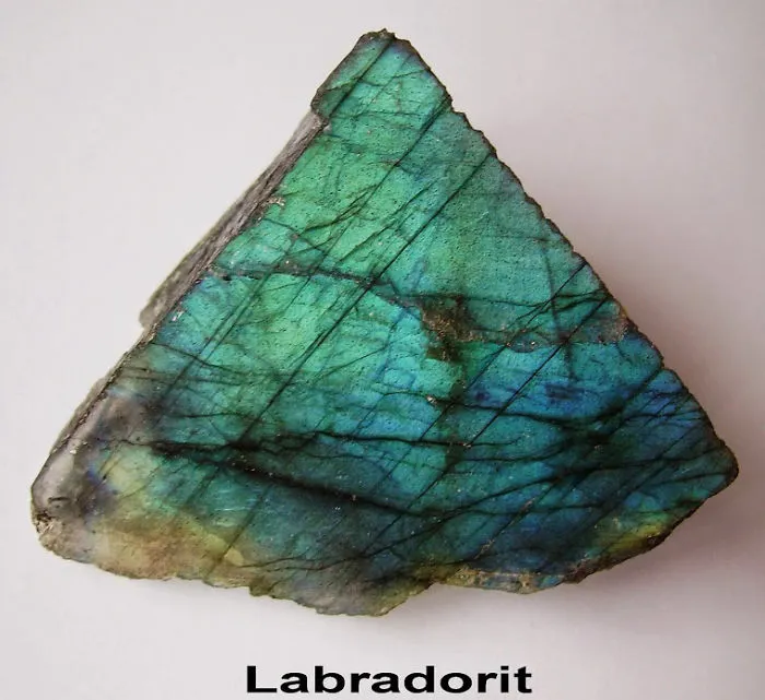 Labradorit