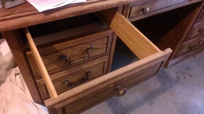 I Asked My Dad For $10 For Gas, He Said "Sure, It's In The Top Left Drawer Of My Computer Desk"
