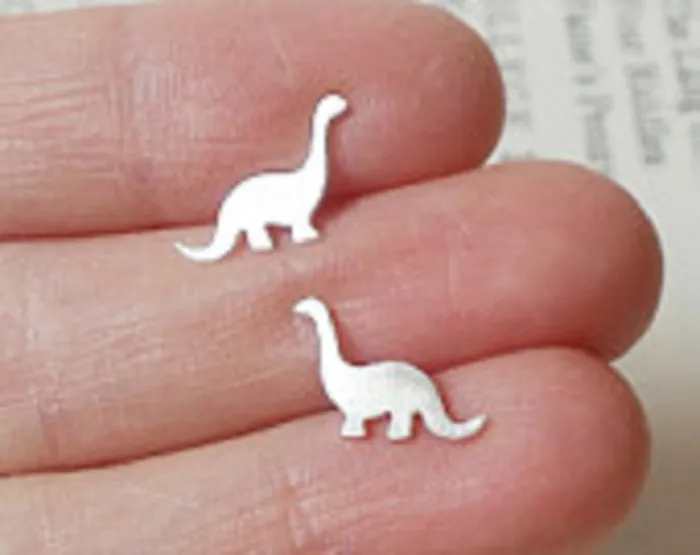 Dino Studs