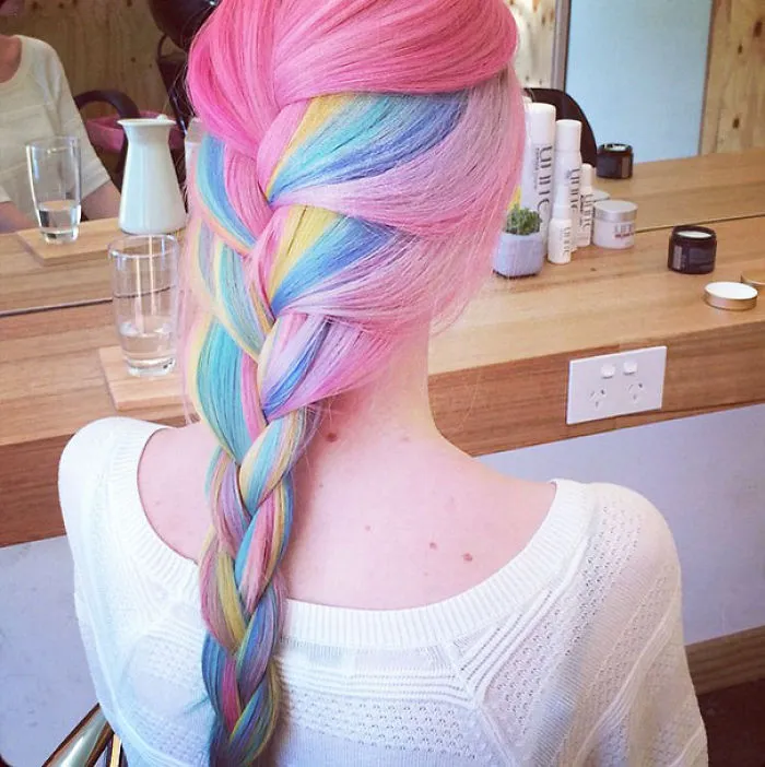 Rainbow Pastel Hair Is A New Trend Among Women