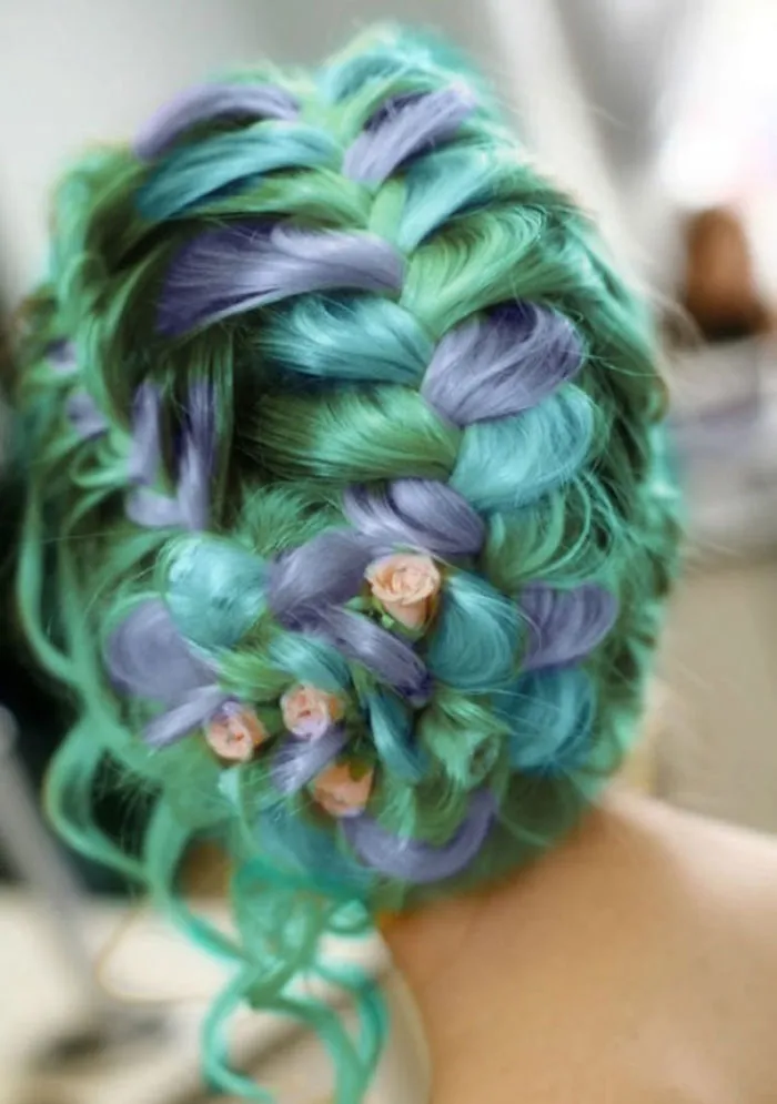Rainbow Pastel Hair Is A New Trend Among Women