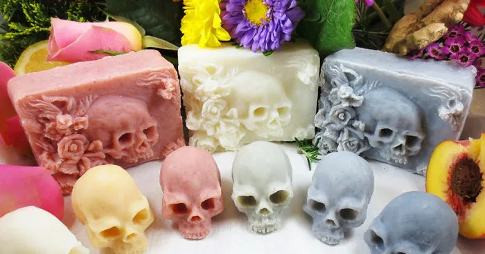 Hand-Made Soap Skulls To Remind Us That We Can't Escape Death