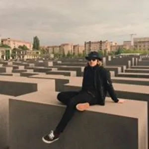 Fredrik E