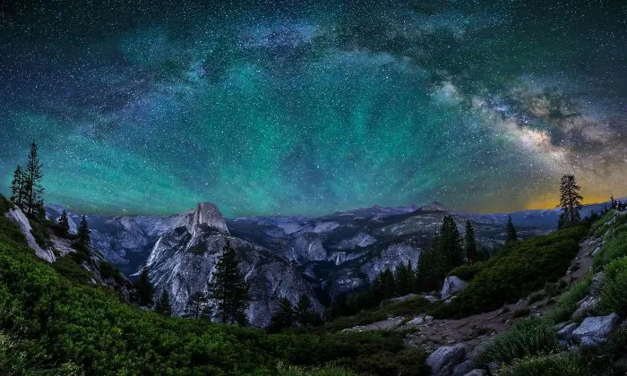 The Beautiful Dark Night Sky.