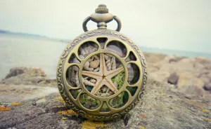 Living My Dream At 16 And Making Sea-themed Jewelry