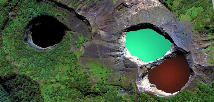 East Nusa Tenggara: Kelimutu Lakes
