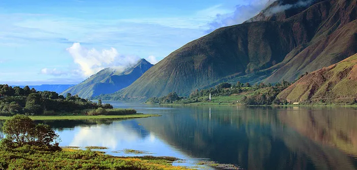 North Sumatra: Toba Lake