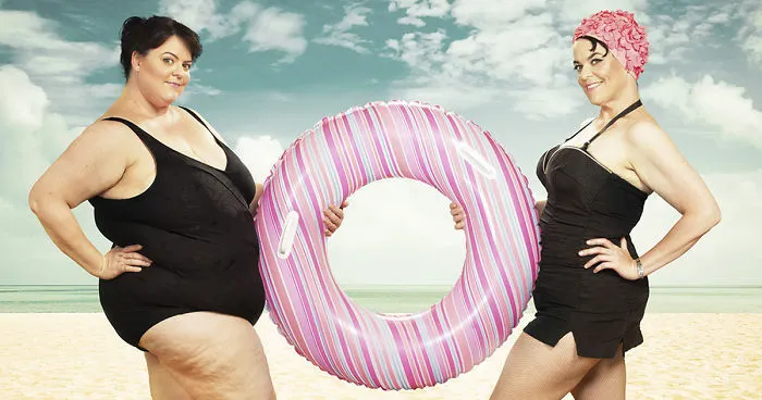 Woman Loses 150 Pounds And Poses With Her Old, Heavier Self In Before-And-After Pics