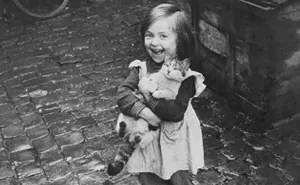 33 Historical Photos of Kids Show That Children Haven't Changed Much