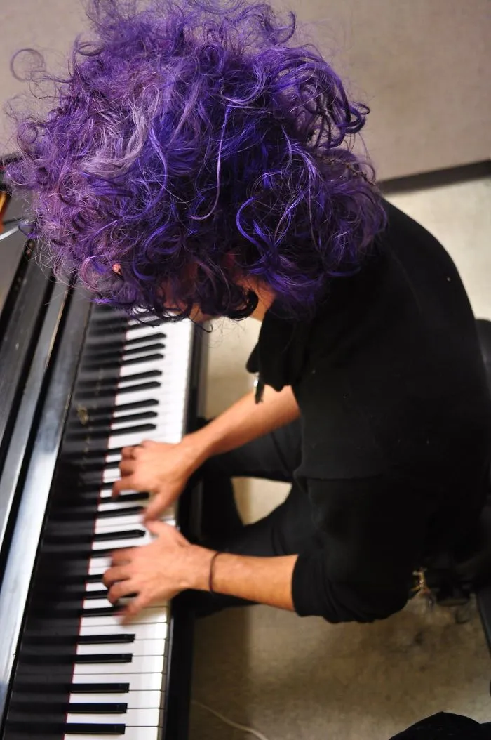Merman Trend: Men Are Dyeing Their Hair With Incredibly Vivid Colors